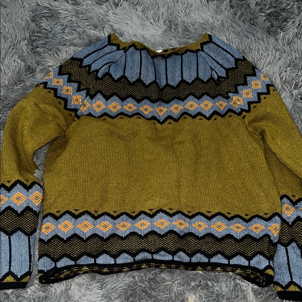 Women’s Sweater